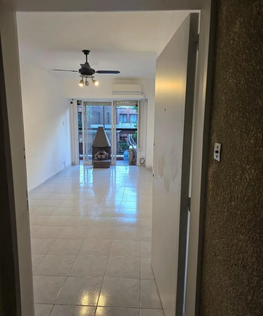 Departamento de cuatro ambientes con cochera alquiler 2