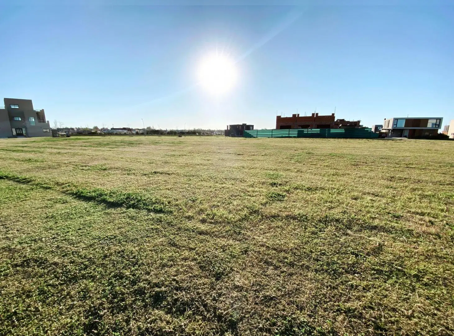 Venta   Lote Riveras. Puertos del Lago.  Inversion Asegurada! 2