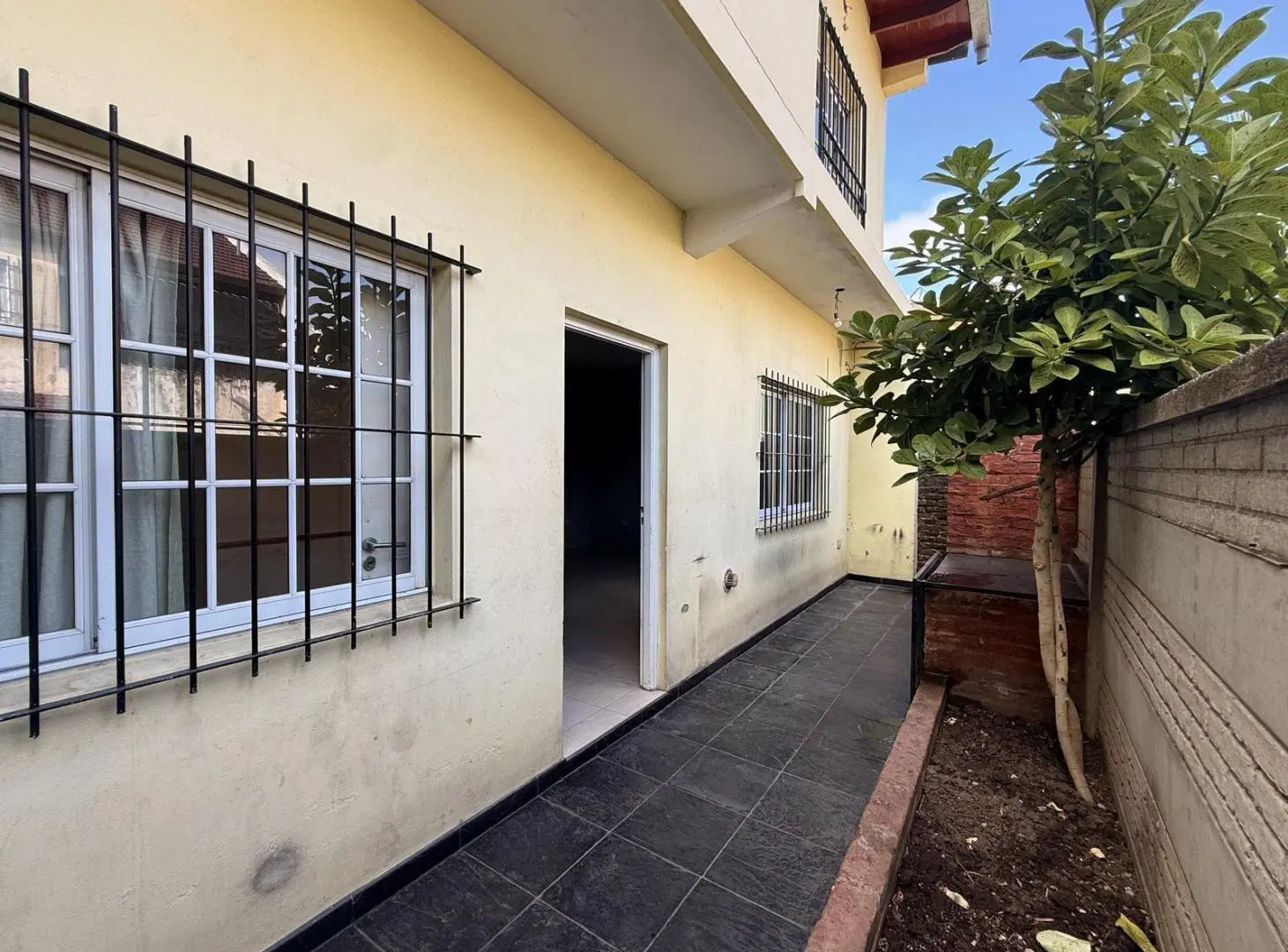 VENTA PH 4 ambientes con PATIO y PARRILLA en Caseros SIN EXPENSAS 5