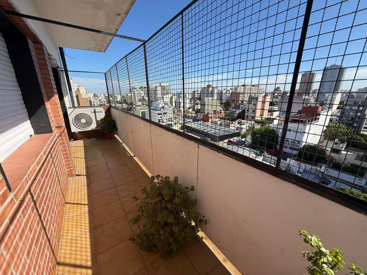Departamento 4 ambientes con balcon en San Cristobal RECICLADO APTO CREDITO 3