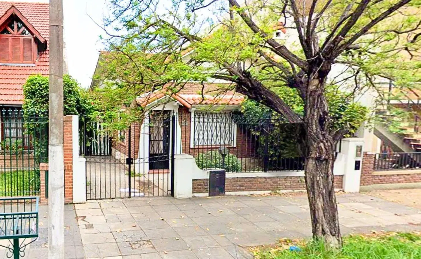Venta Terreno en  Caseros potencial constructivo Baja incidencia OPORTUNIDAD INVERSION 2