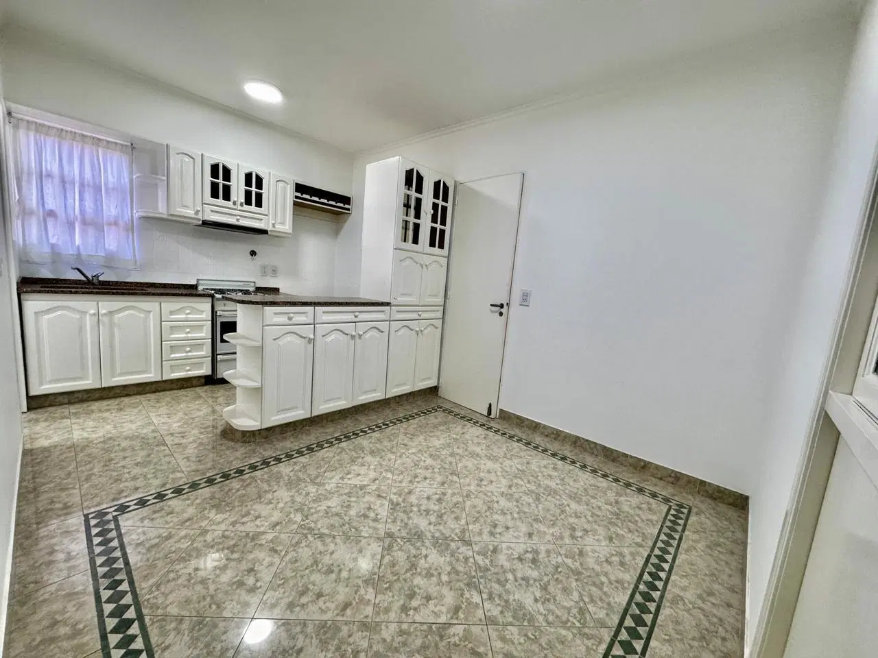 NUEVA YORK 3800 | VILLA DEVOTO | ALQUILER | 4 AMBIENTES CON DEPENDENCIA | COCHERA Y BAULERA 5
