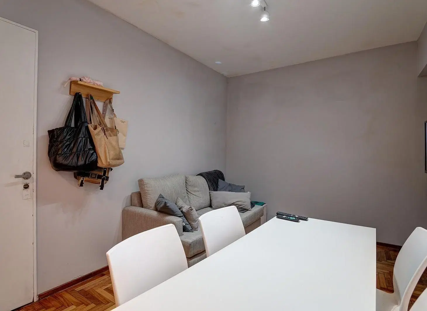 Venta Departamento 2 ambientes San Nicolás con balcon 5