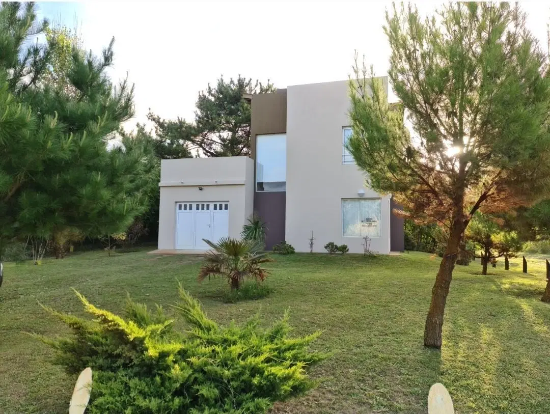 VENTA CASA 3 AMB - PARQUE Y PARRILLA - COSTA DEL ESTE - LISTA PARA HABITAR -  COSTA ATLANTICA 4
