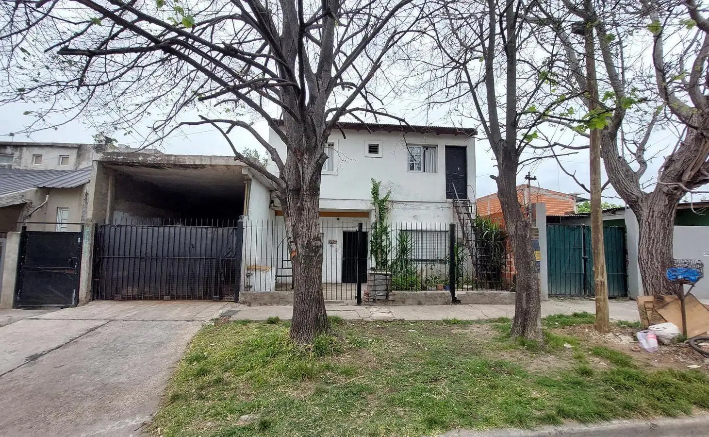 venta en bloque 3 PH de 3 amb. con cochera para 5 autos 3