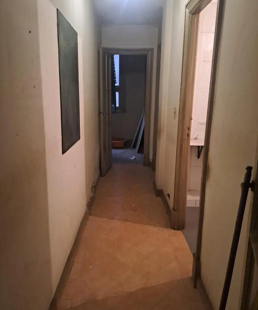 Departamento 4 ambientes más dependencias en Balvanera semipiso señorial venta 4