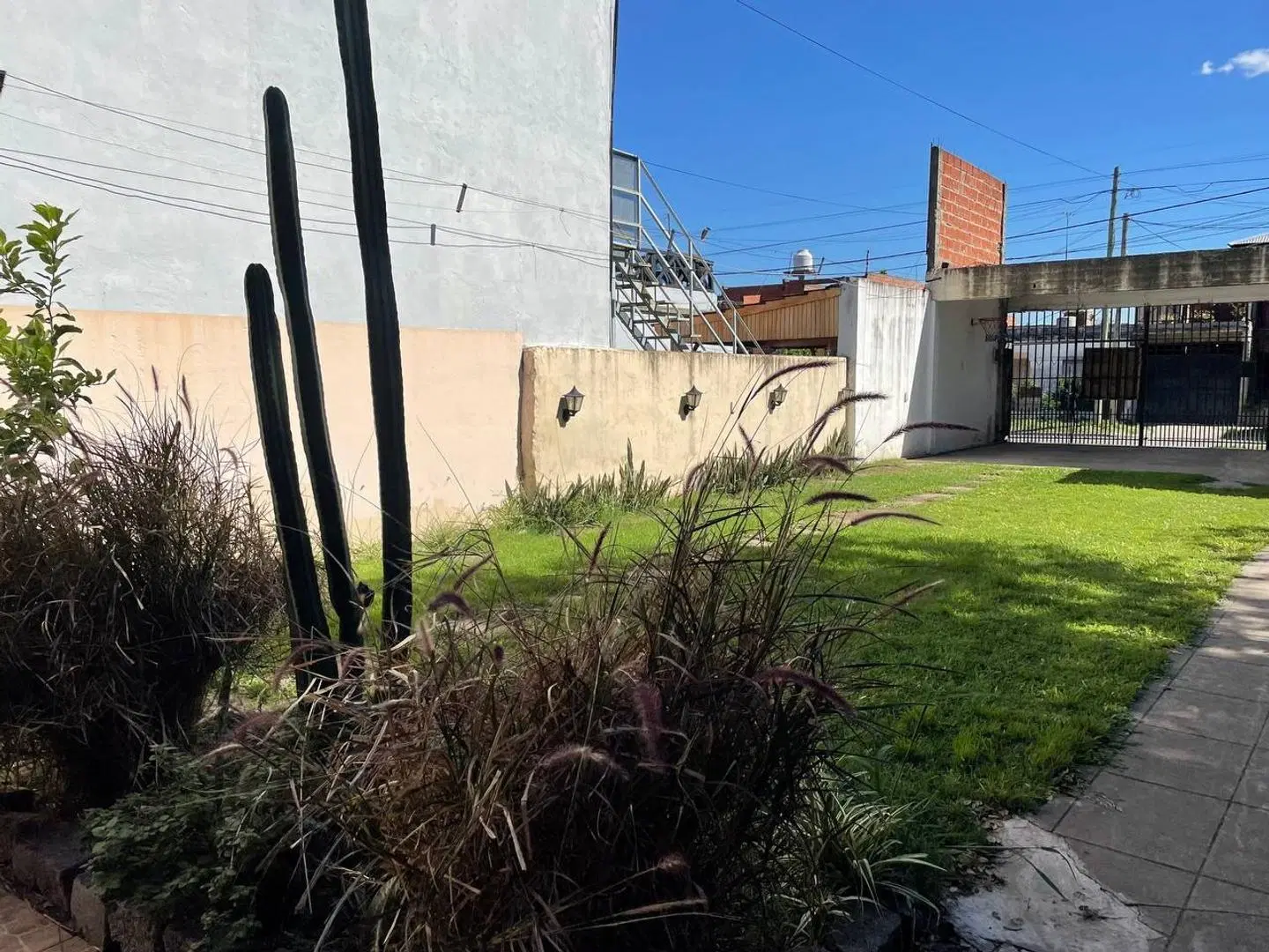 Casa en Gregorio De Laferrere VENTA 3