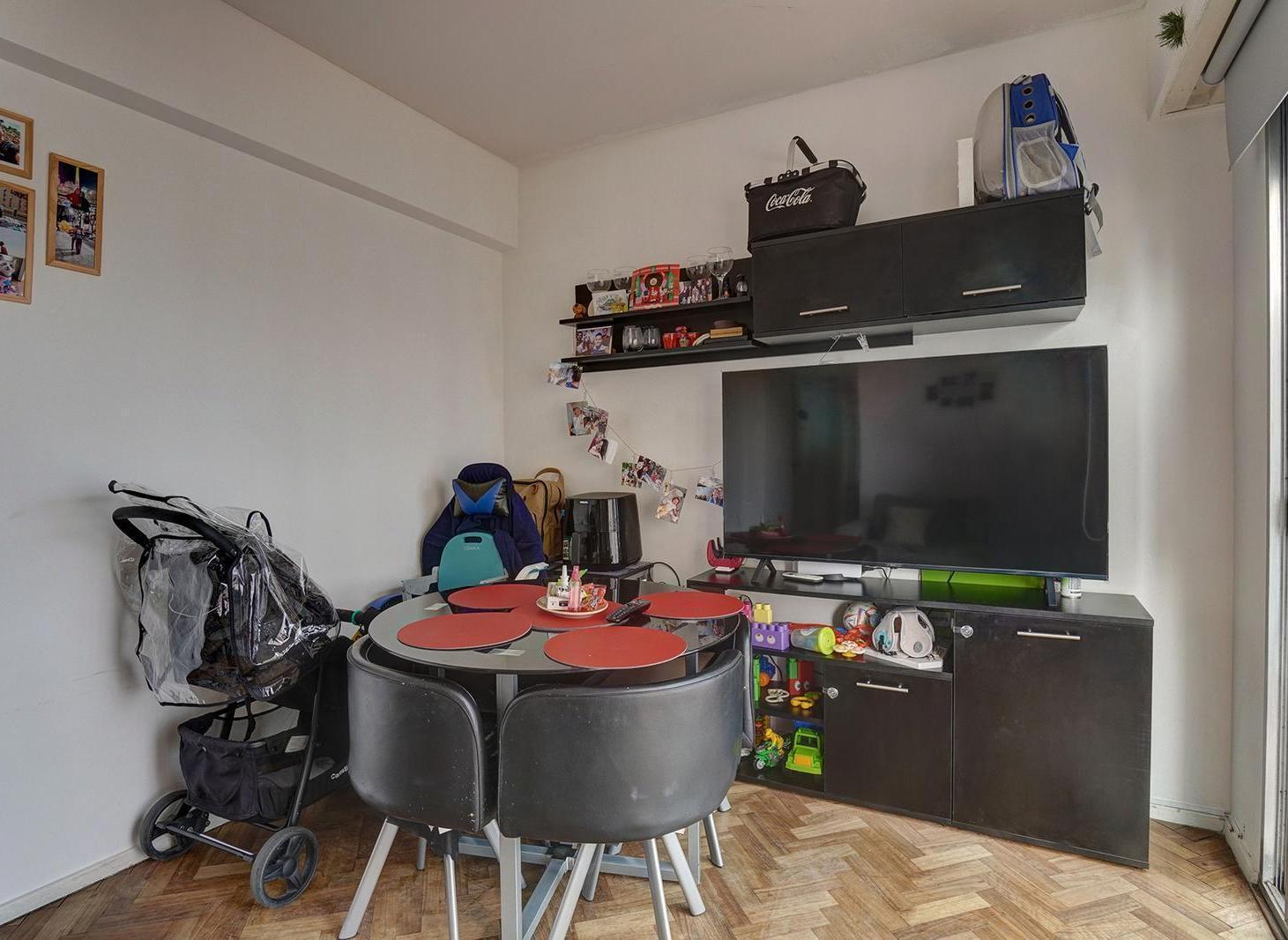 Foto de Venta de Departamento de 2 ambientes con balcón corrido, imagen 1