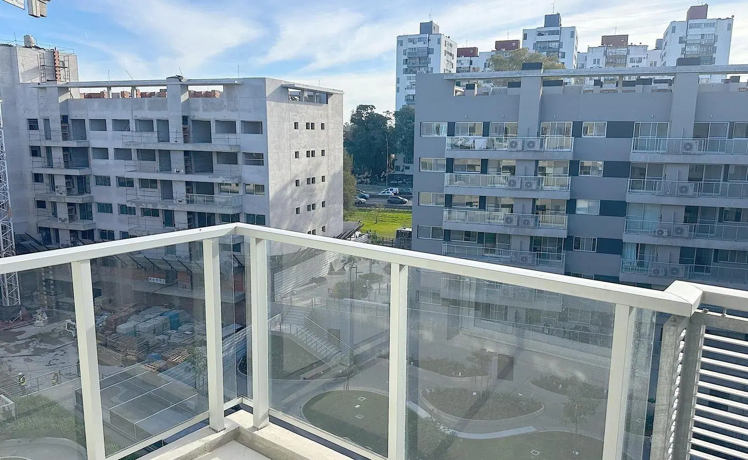 VENTA DEPARTAMENTO 2 Ambientes Villa Devoto MILAIRES Entrega Inmediata Con Terraza Propia LA5 4