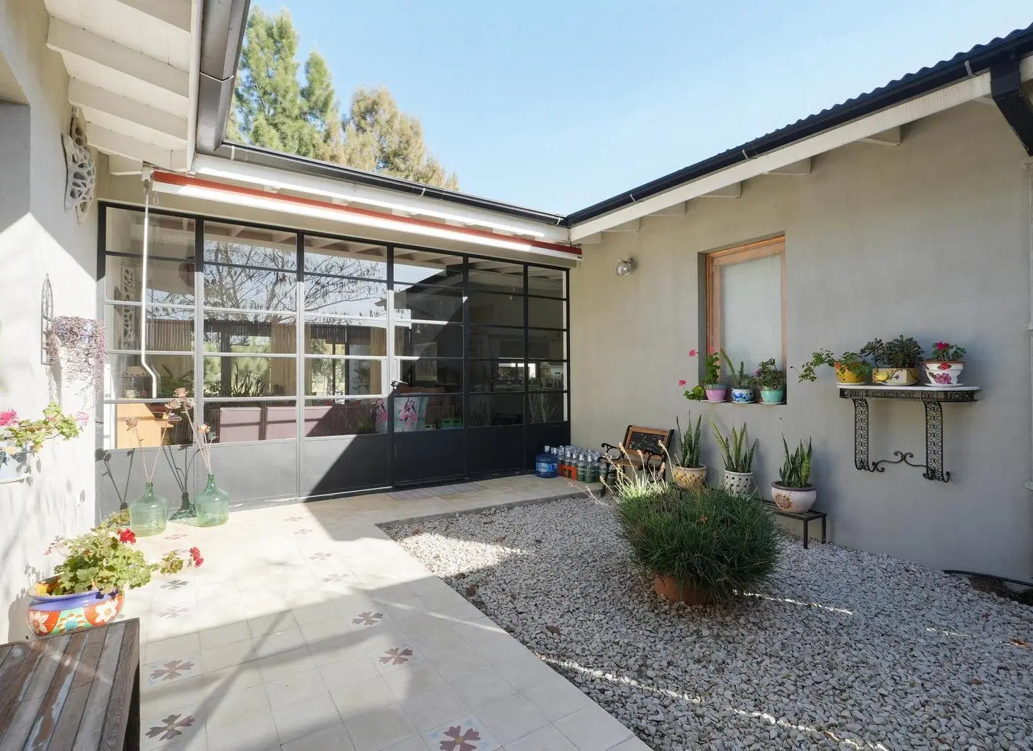VENTA CASA 4 AMBIERTES BARRIO CARDALES VILLAGE 5