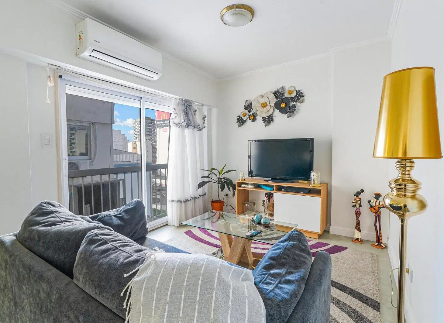 VENTA DEPTO 4 AMB EN FLORES - APTO CREDITO 3