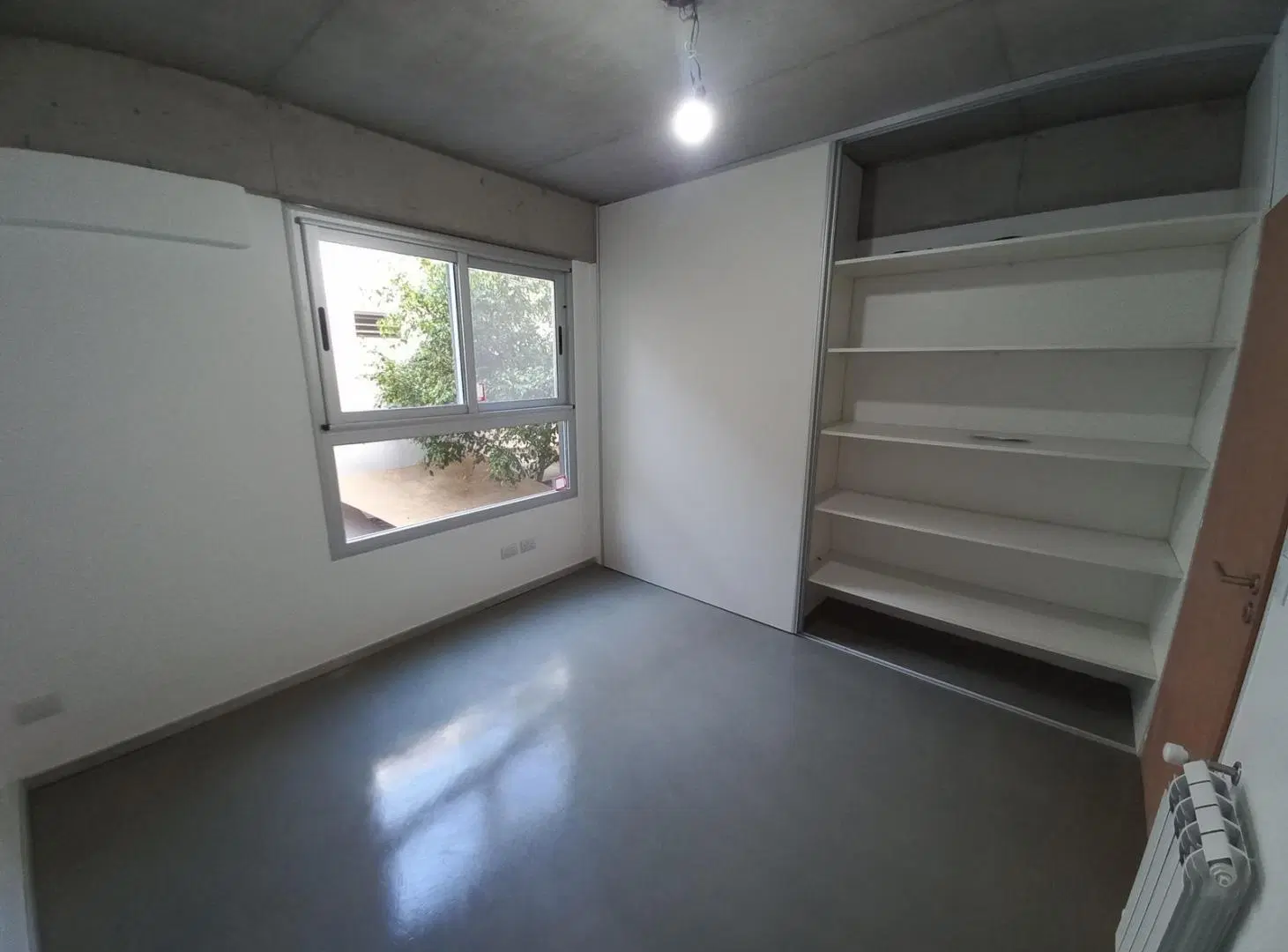 Venta Departamento 2 ambientes con cochera en Florida 3