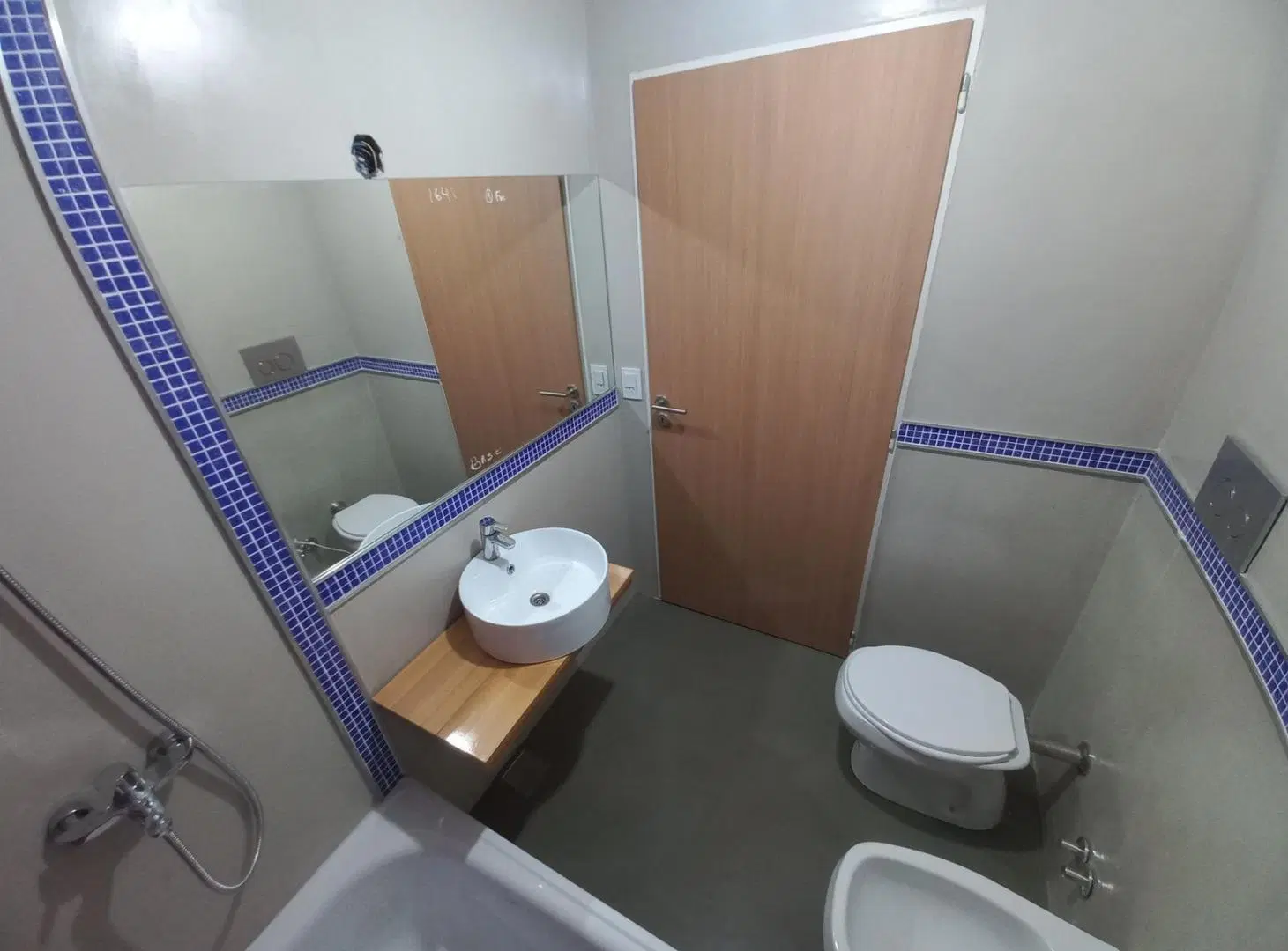 Venta Departamento 2 ambientes con cochera en Florida 5