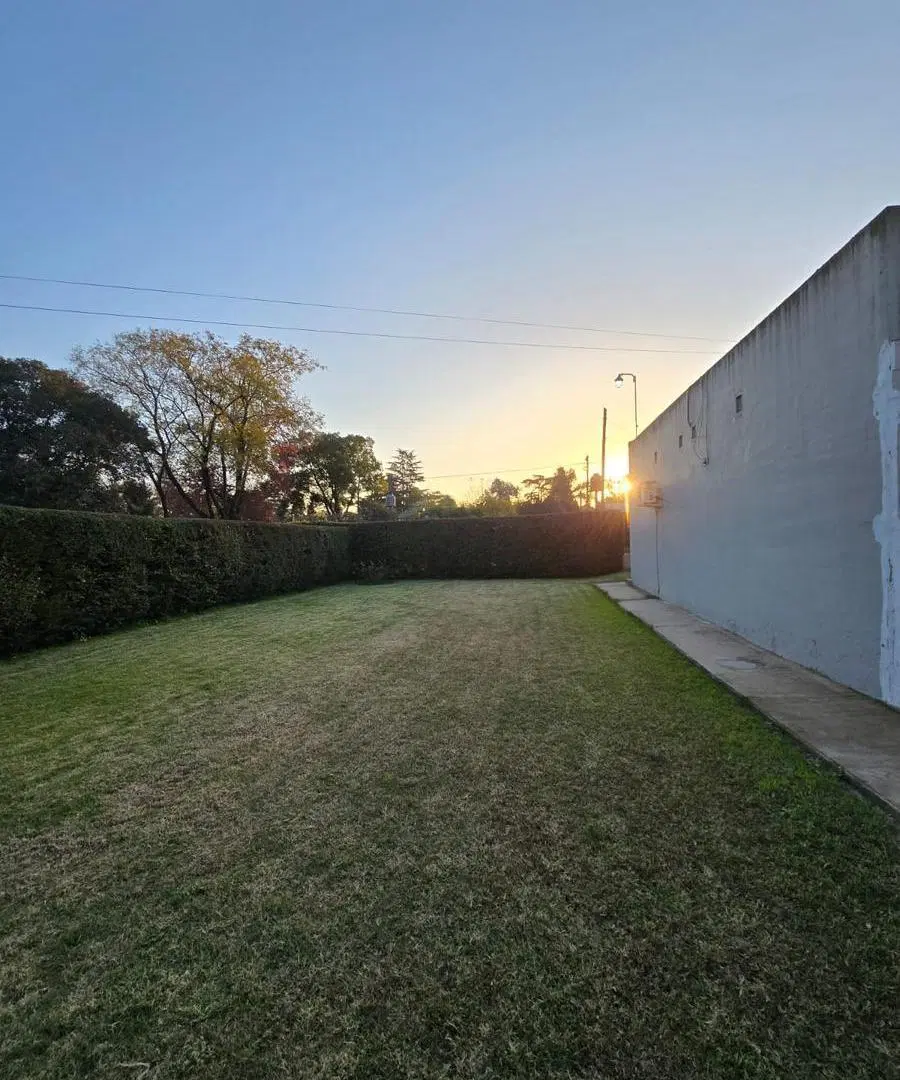 venta de terreno en el Centro de La Reja- Moreno 3