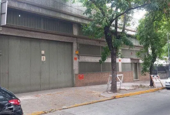 Galpón alquiler Monte Castro 2