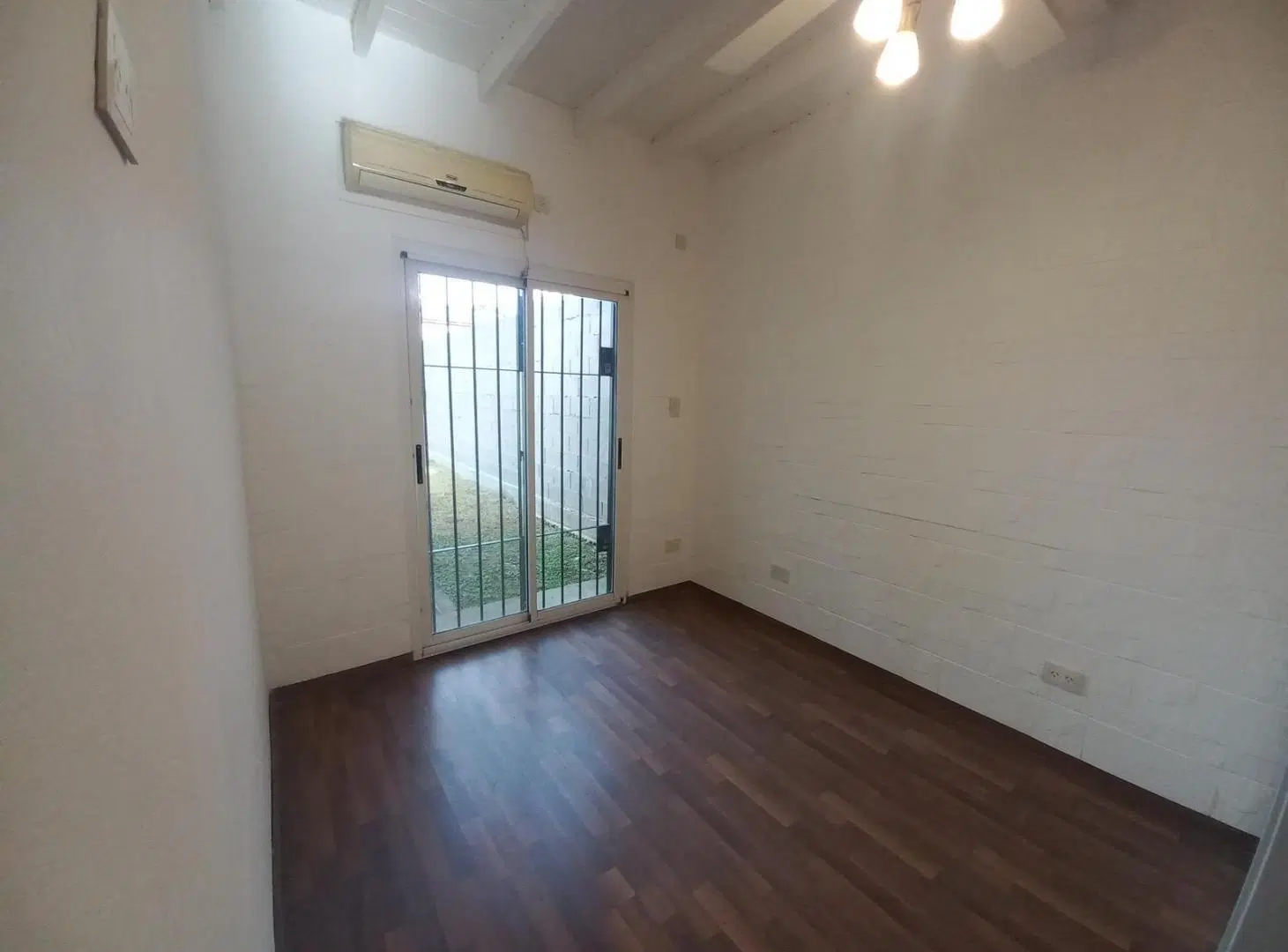 Venta Casa en Pilar 4