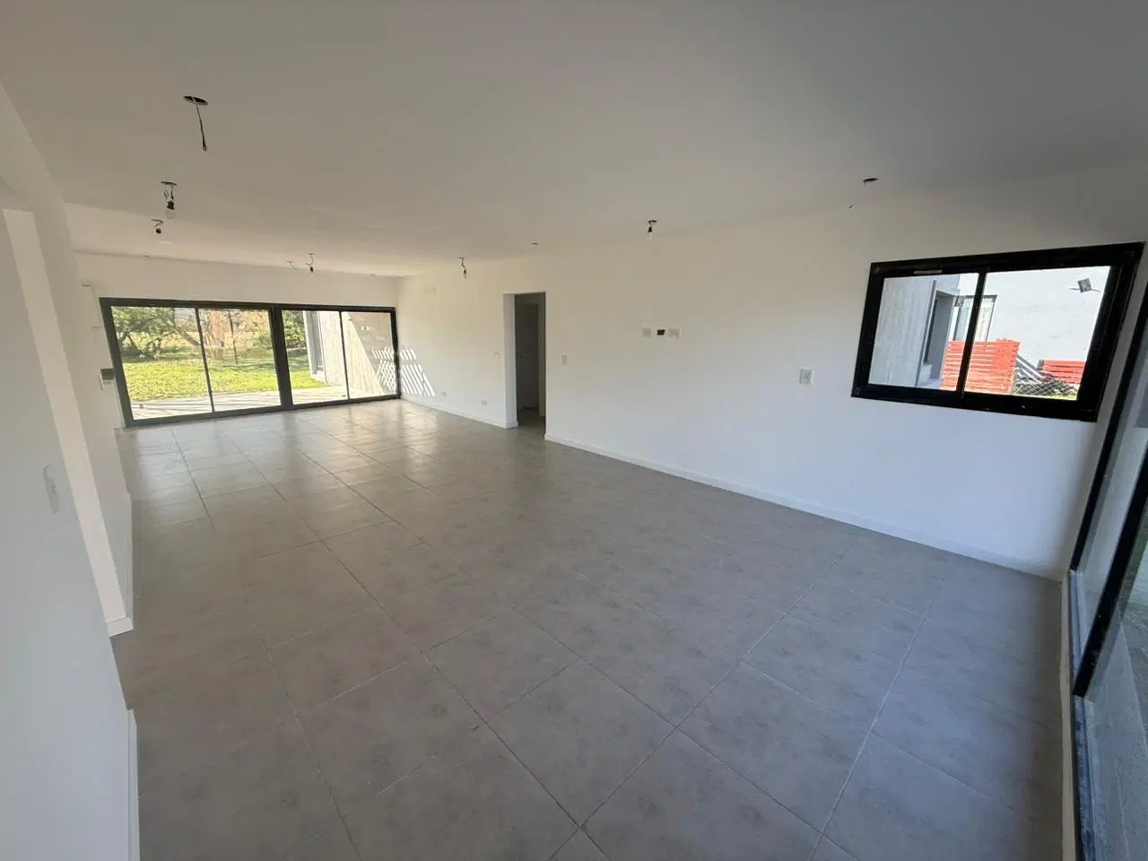 Casa a estrenar de 5 amb. en San Sebastian Country Club 4