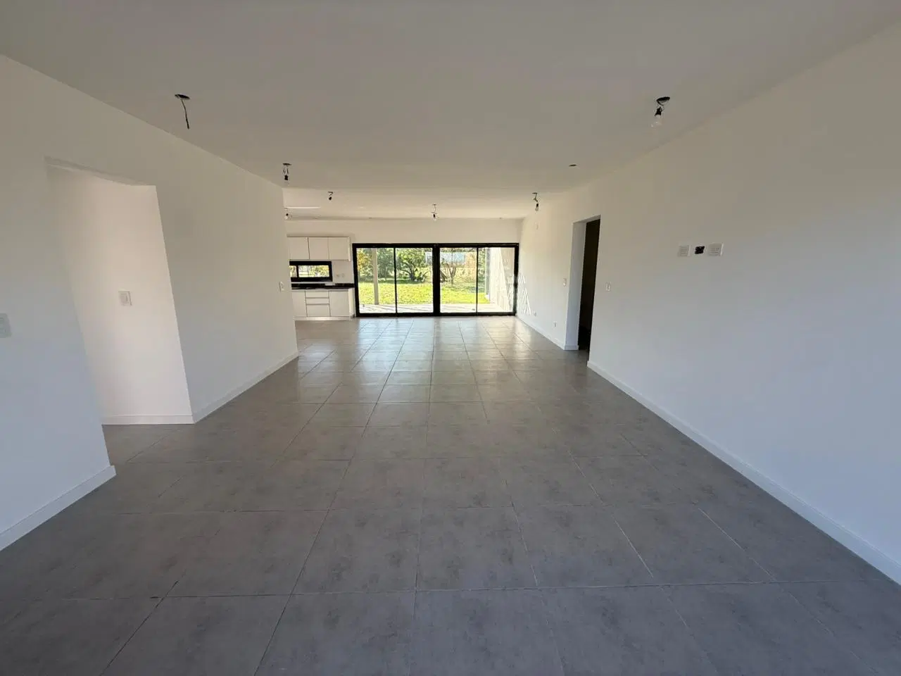 Casa a estrenar de 5 amb. en San Sebastian Country Club 5