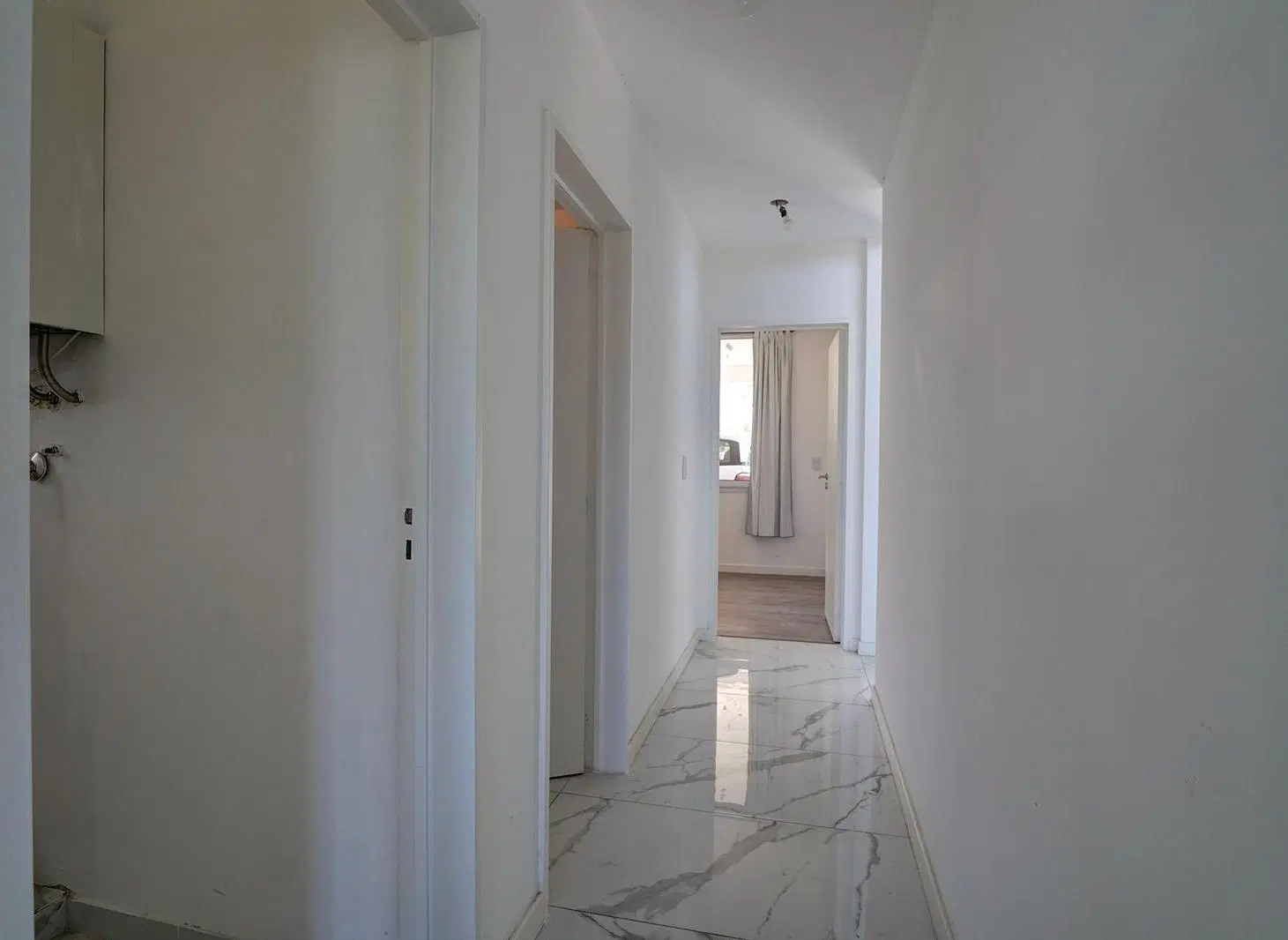 ¡¡OPORTUNIDAD!!  Venta Casa 5 Ambientes. Vista al agua. Canton Puerto. Escobar 5