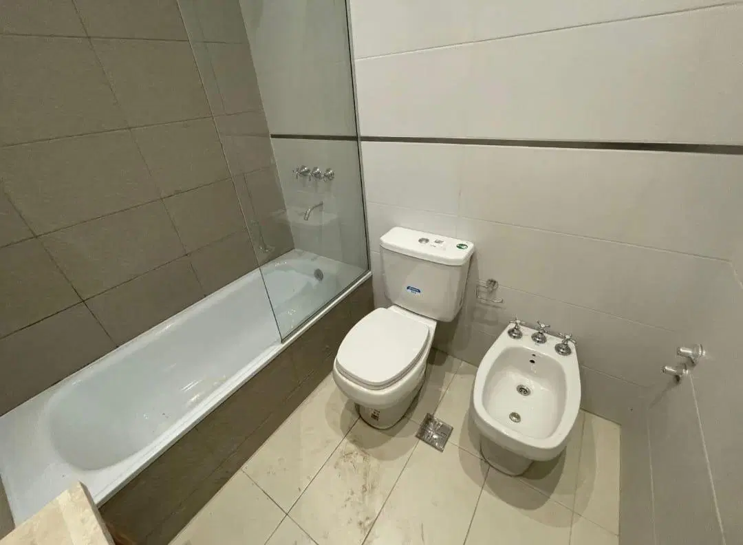VENTA DEPARTAMENTO 3 AMBIENTES EN GERLI AVELLANEDA EXCELENTE UBICACIÓN 4