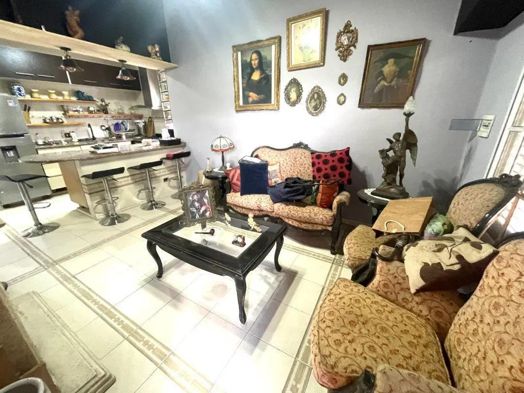 VENTA  PH TIPO CASA 4 AMBIENTES EN 1° PISO - ENTRADA INDEPENDIENTE LANÚS ESTE 3
