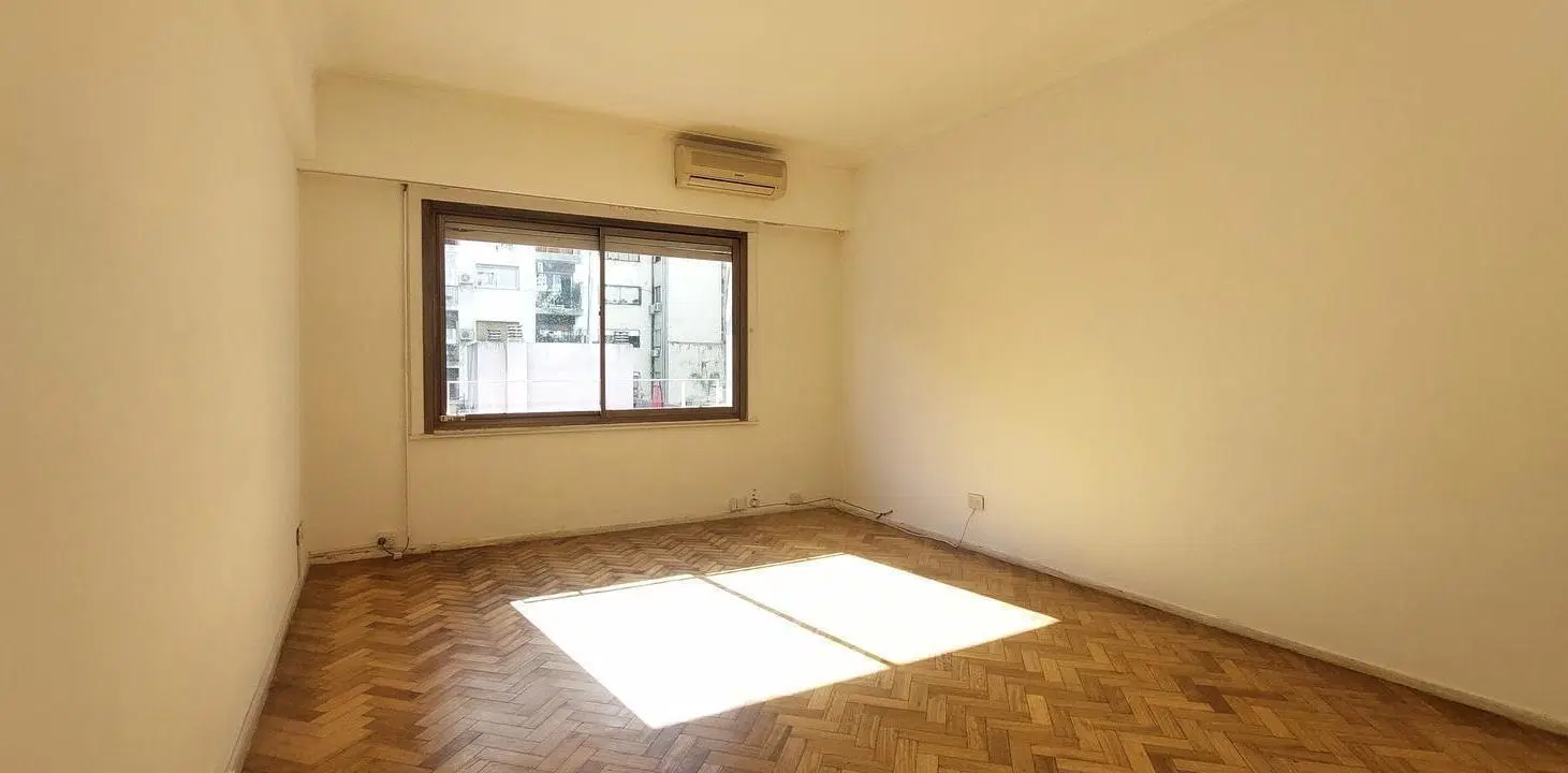 Venta o alquiler de Departamento de 2 ambientes con dependencia en Palermo 3