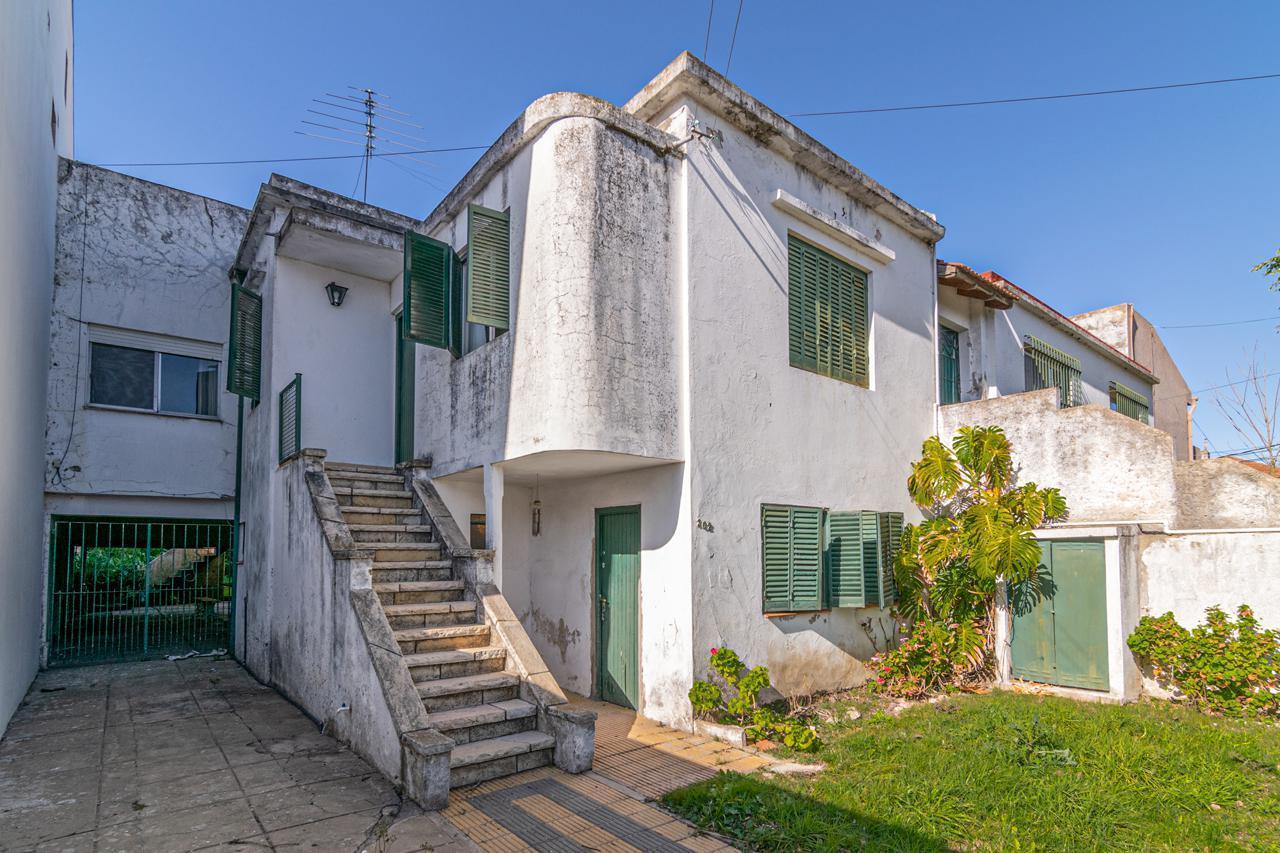 Venta Casa 5 amb. c/cochera , Hilarión de la Quintana 362- Tigre Residencial