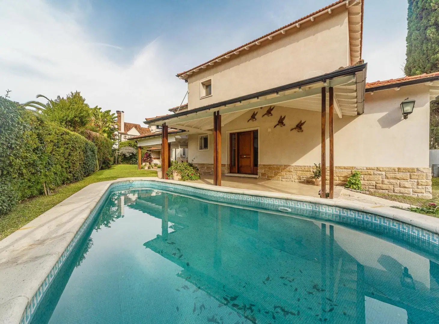 Venta Casa 5 ambientes Martinez Pileta Jardin Parrilla APTO CREDITO 2