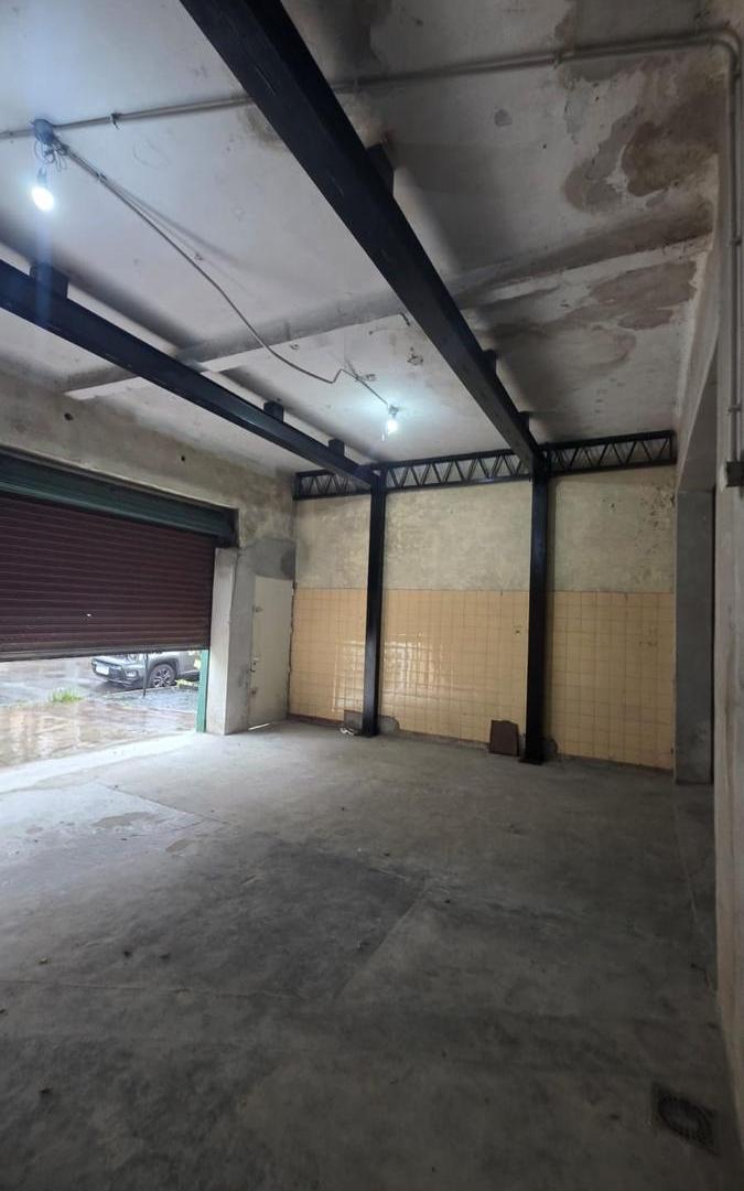 Depósito en Piñeyro VENTA