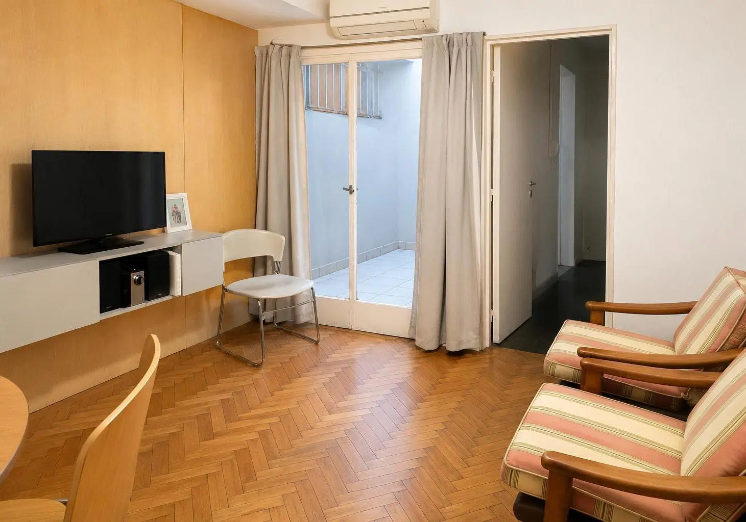 VENTA UN AMBIENTE CON PATIO EN NUÑEZ 2