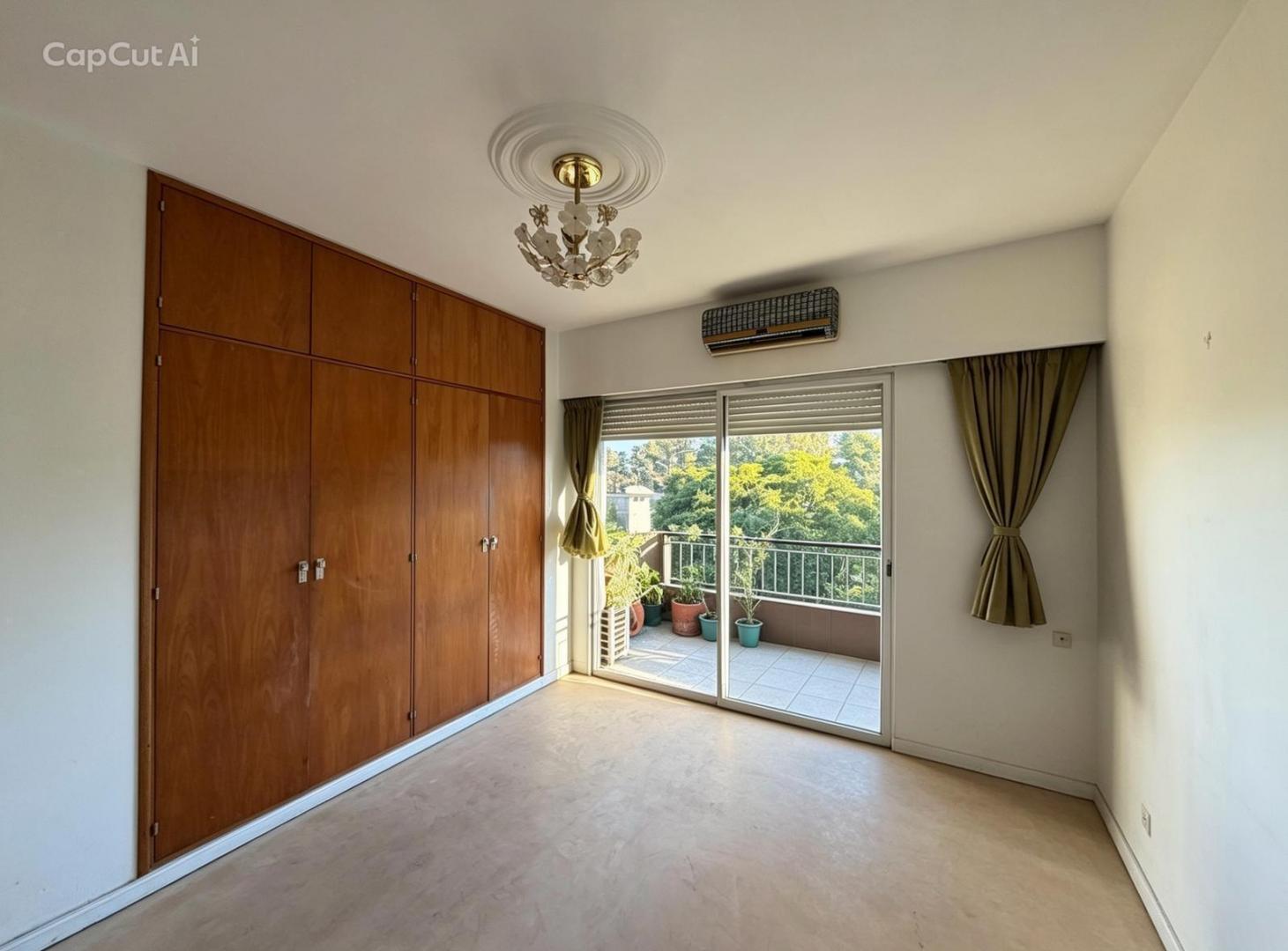 VENTA DEPARTAMENTO 4 AMBIENTES CON COCHERA