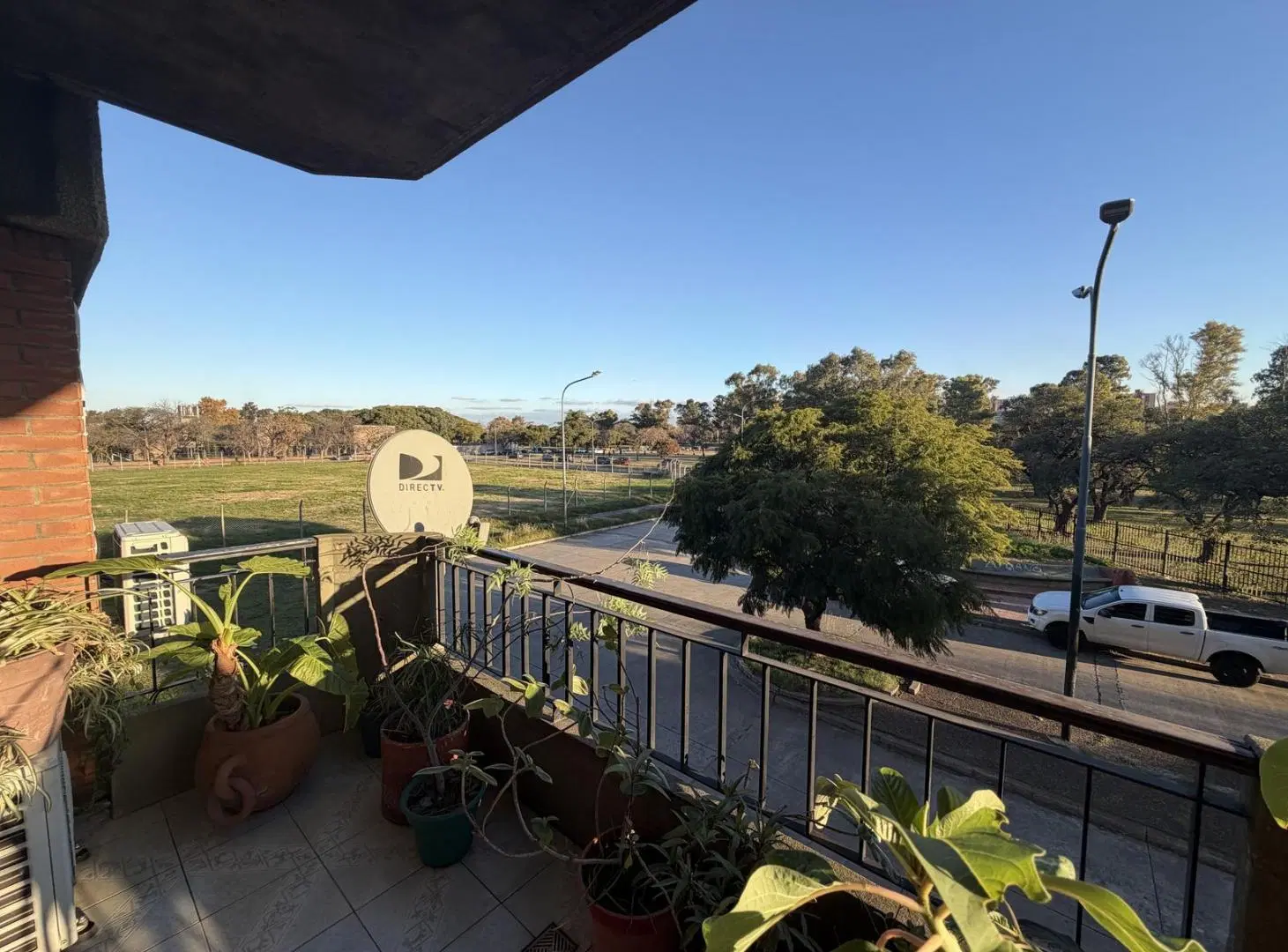 VENTA DEPARTAMENTO 4 AMBIENTES CON COCHERA 2