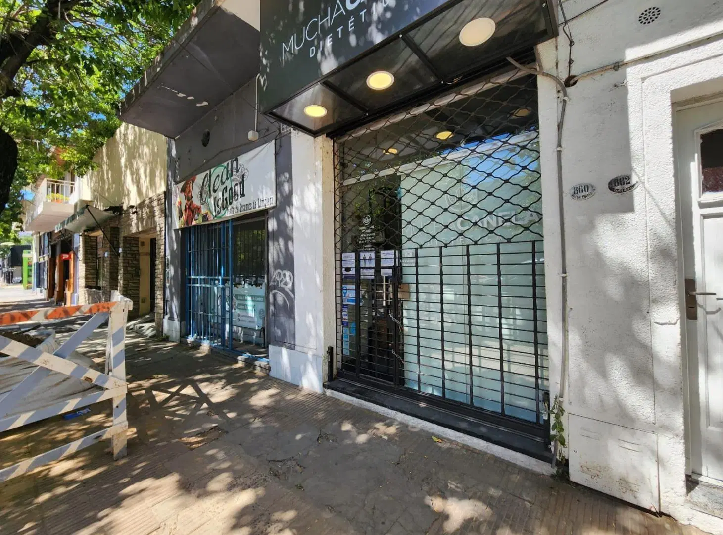 Local - Venta  Avenida Centenario al 800 - San Isidro 2