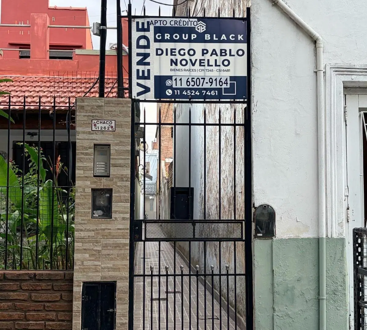 Excelente PH - 4 Ambientes - lanus Oeste - Refaccionado a Nuevo - Doble Patio  -  Listo para Mudarse 2