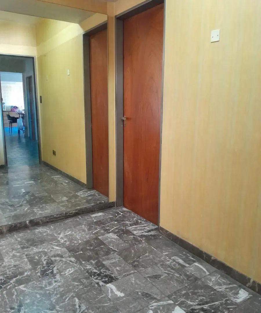 VENTA DEPARTAMENTO CON BALCON DOBLE ORIENTACIÓN 3