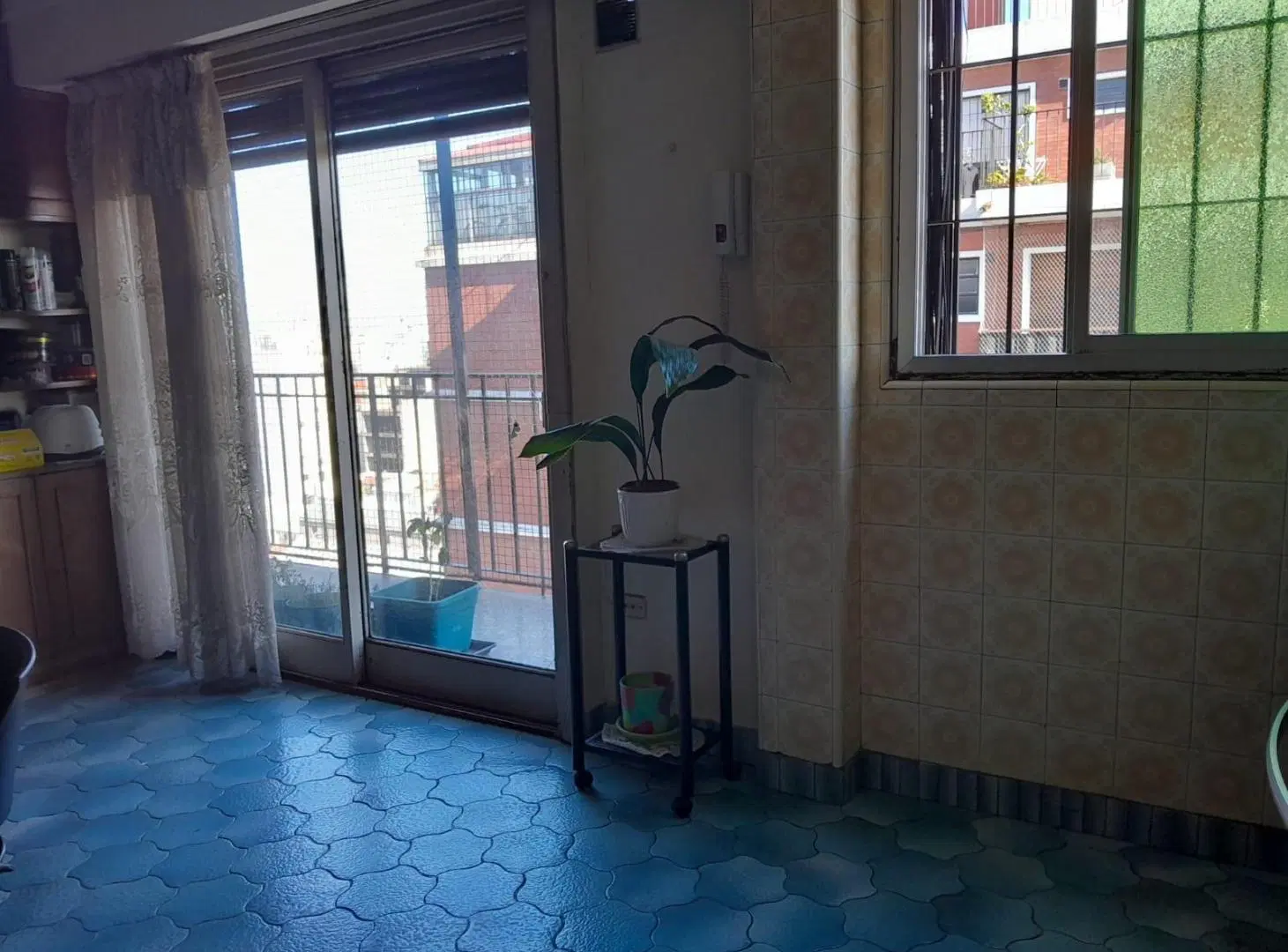 VENTA DEPARTAMENTO CON BALCON DOBLE ORIENTACIÓN 4