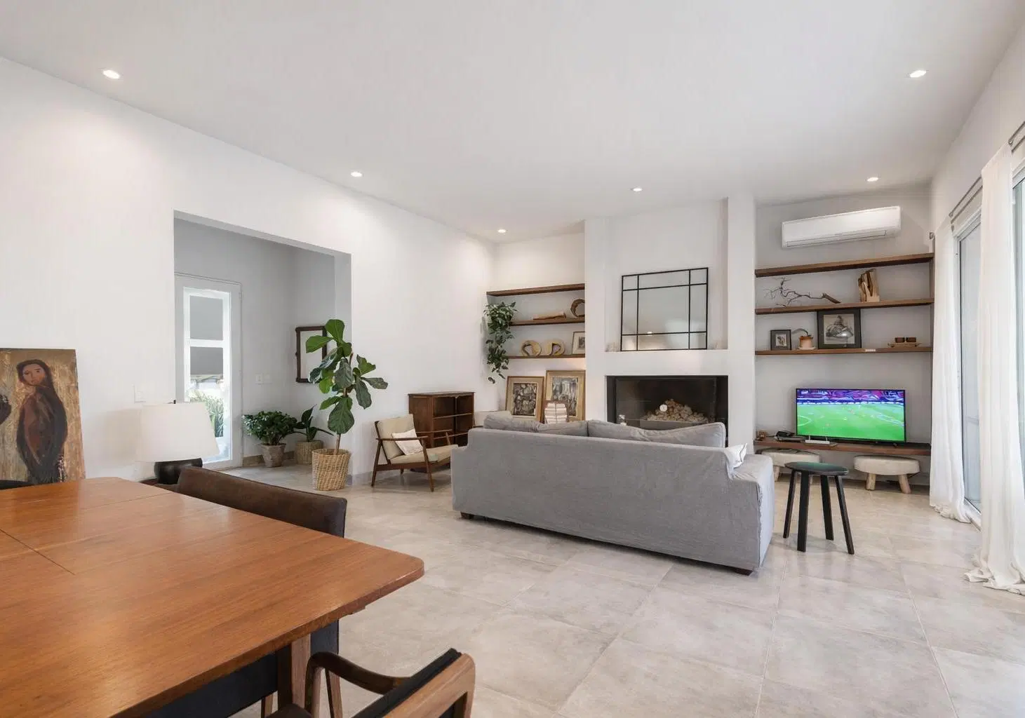 HERMOSA CASA MODERNA EN ALQUILER- BARRIO SAN MATÍAS, ÁREA 2 ESCOBAR 3