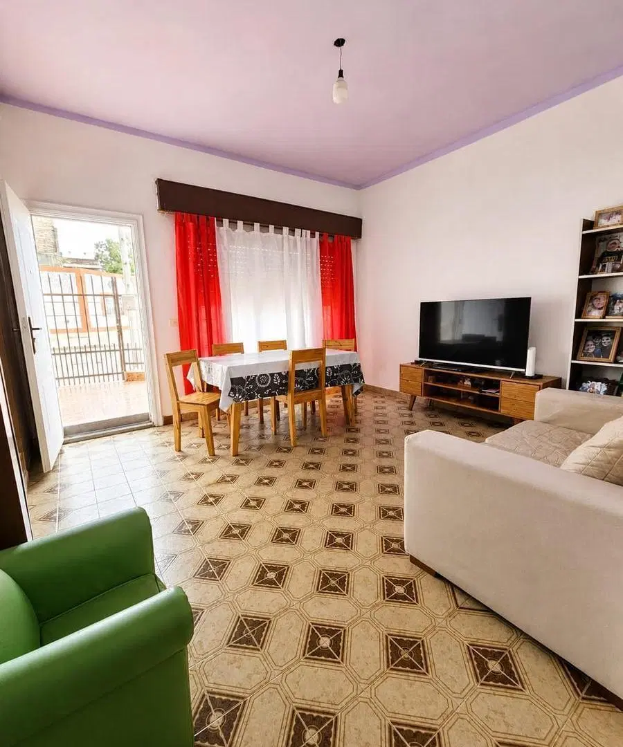 Venta casa mas ph independiente La Tablada lote propio oportunidad 3