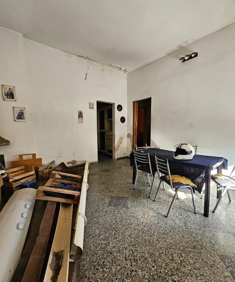 Venta dos Ph's a reciclar Tapiales terraza cochera doble plano proyecto consultorios aprobado 8