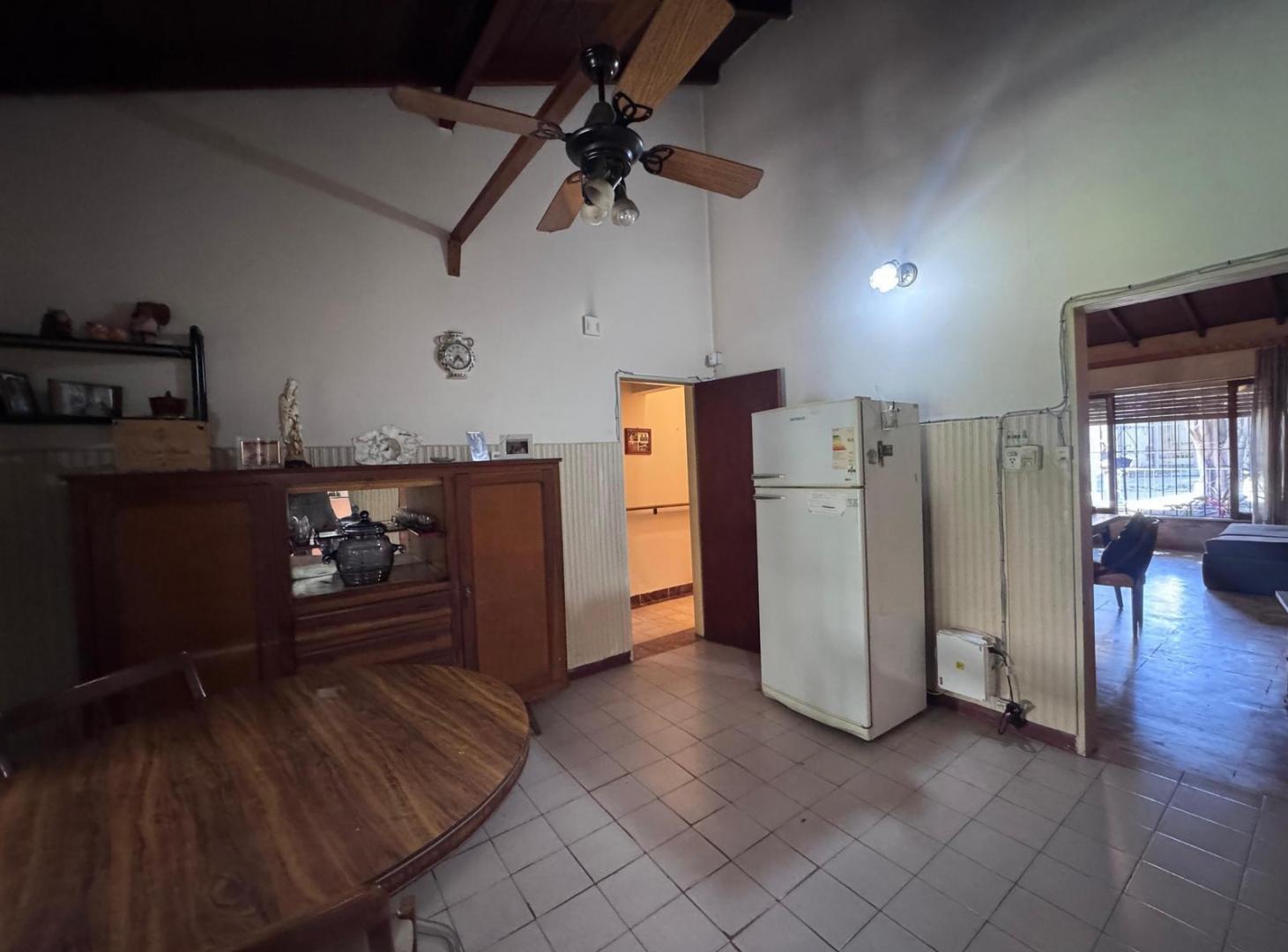 Foto de Casa en venta a refaccionar - Vicente López, imagen 3