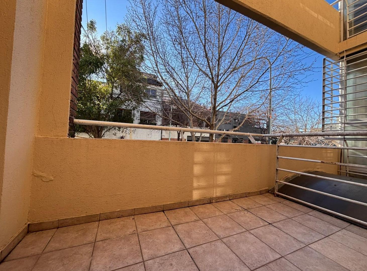 Foto de Alquiler Departamento de 3 ambientes C/Balcon y Cochera en Villa Urquiza, imagen 2