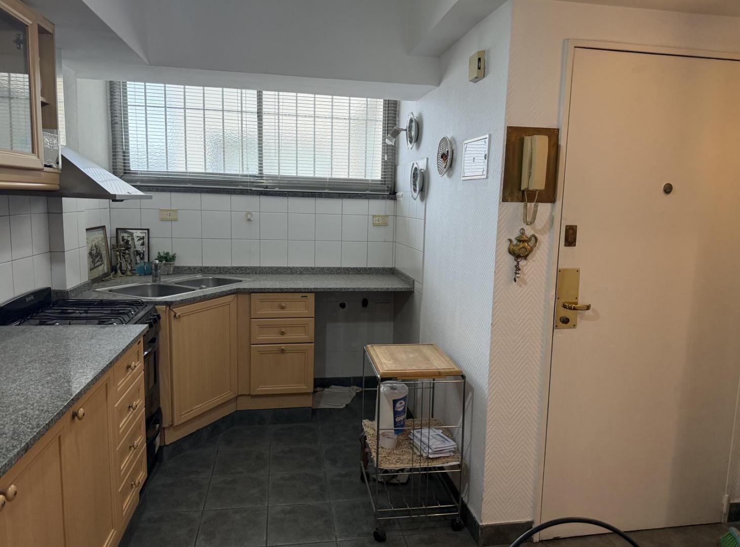 Foto de VENTA DEPTO 3 AMB EN RECOLETA C/COCH - APTO CREDITO, imagen 5