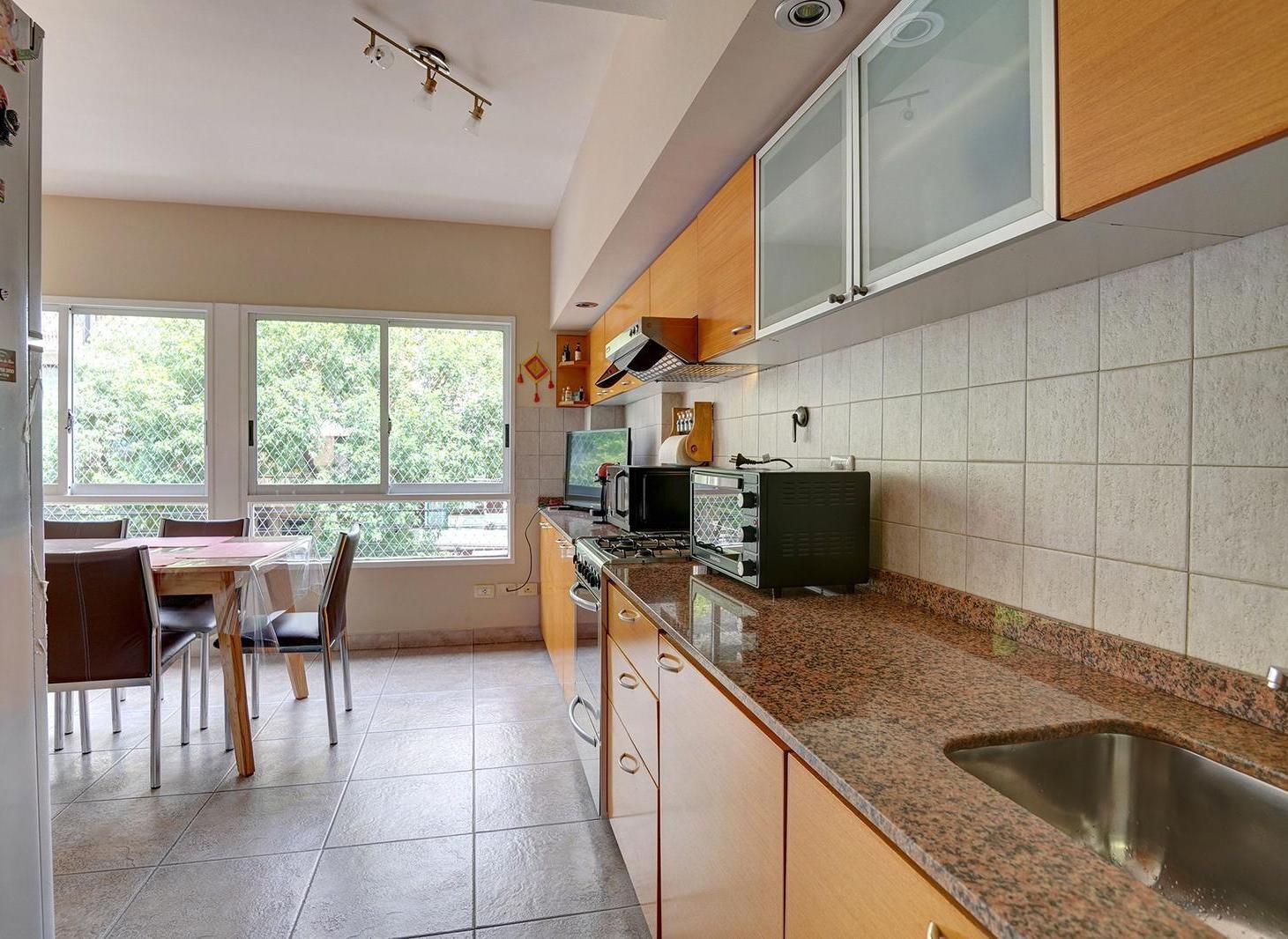 Foto de VENTA PISO UNICO DE 4 AMBIENTES BALCON COCHERA EN VILLA URQUIZA!, imagen 4