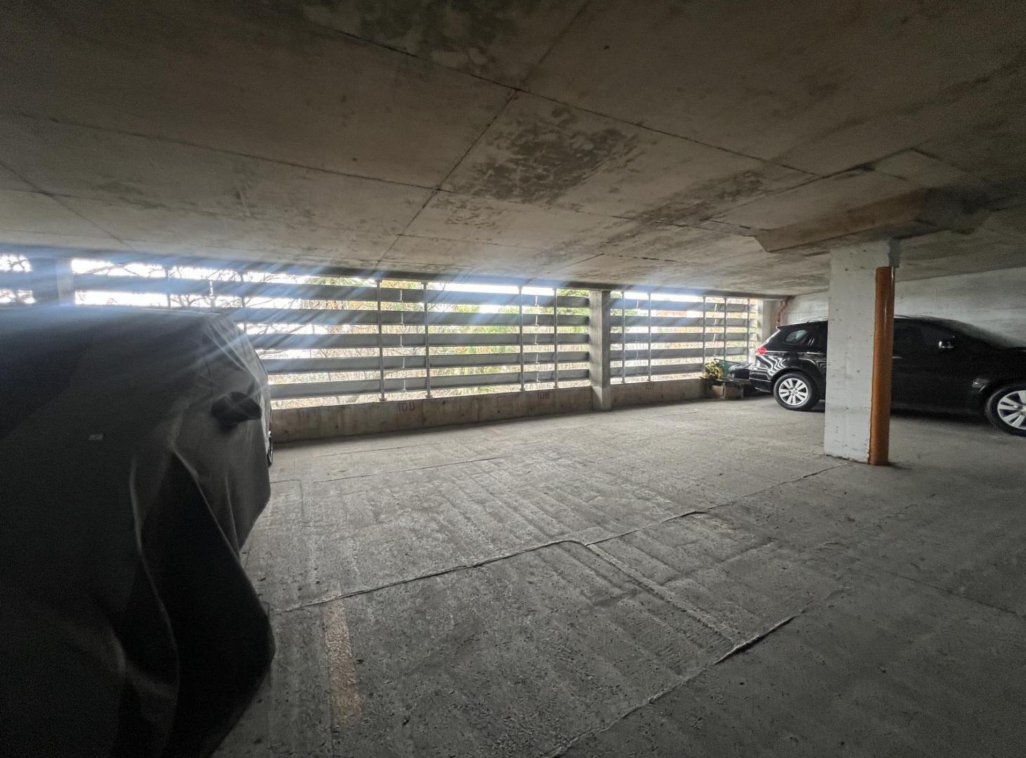 Foto de ¡Oportunidad Quilmes Venta Cocheras Cubiertas- Mayor Rentabilidad que, imagen 2