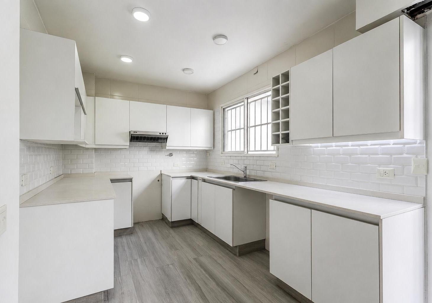 Foto de VENTA PH DE 365 M² CON JARDÍN, TERRAZA Y ENTRADA INDEPENDIENTE EN VILLA, imagen 4