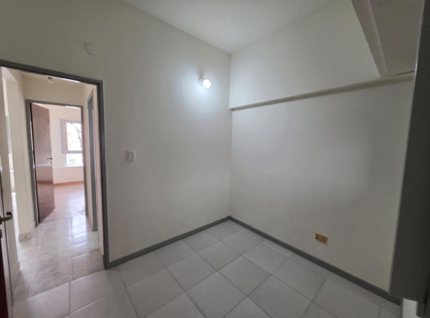 Foto de Departamento en Venta 3 ambientes Flores muy luminoso, imagen 3