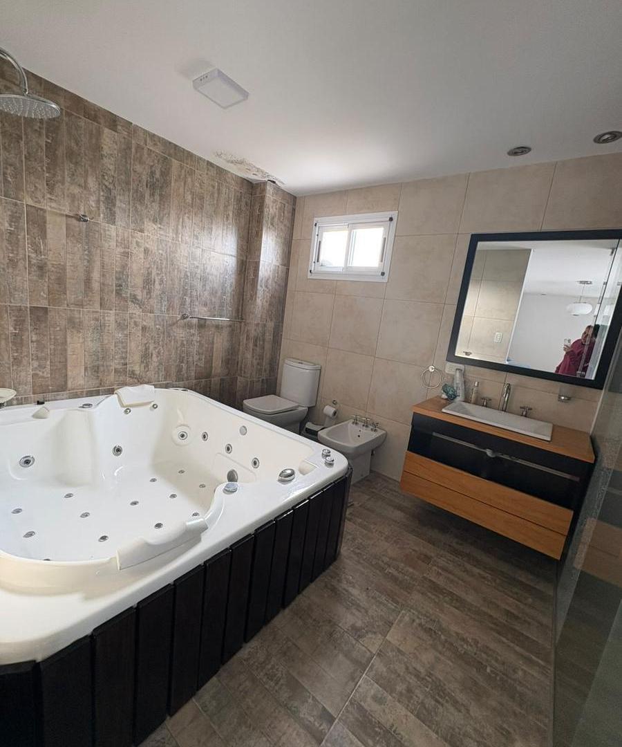 Foto de Espectacular Casa en Belleville Barrio Cerrado - Canning - (E, imagen 5