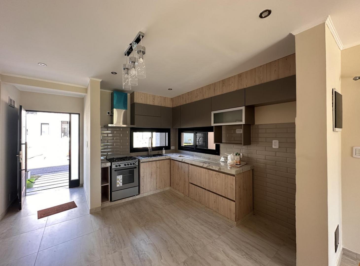 Foto de Casa 4 ambientes a estrenar, Federico I Berazategui, imagen 1