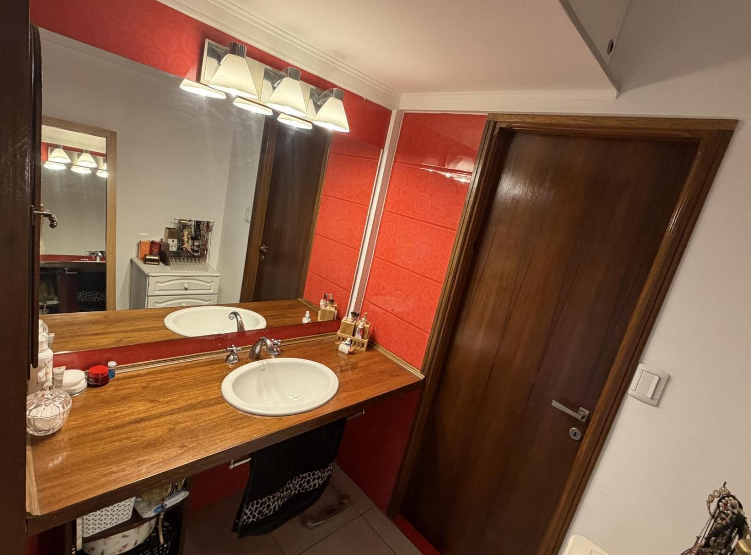 Foto de VENTA DEPARTAMENTO 4 AMBIENTES CON COCHERA, imagen 3