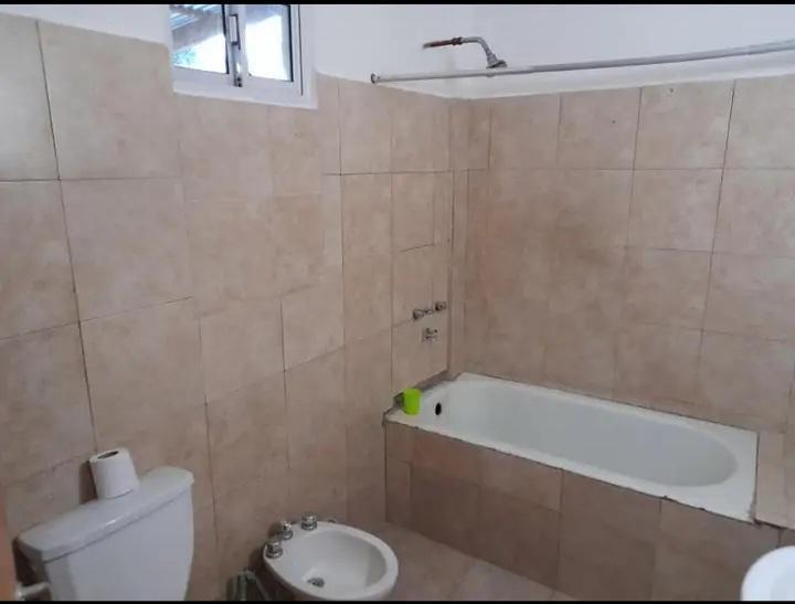Foto de PH en alquiler 2 ambientes en Pilar con cochera, imagen 5